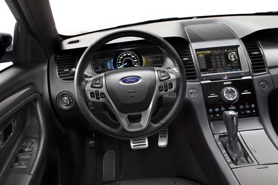  Ford Taurus SHO 2013 года  (фото 53 из 56)